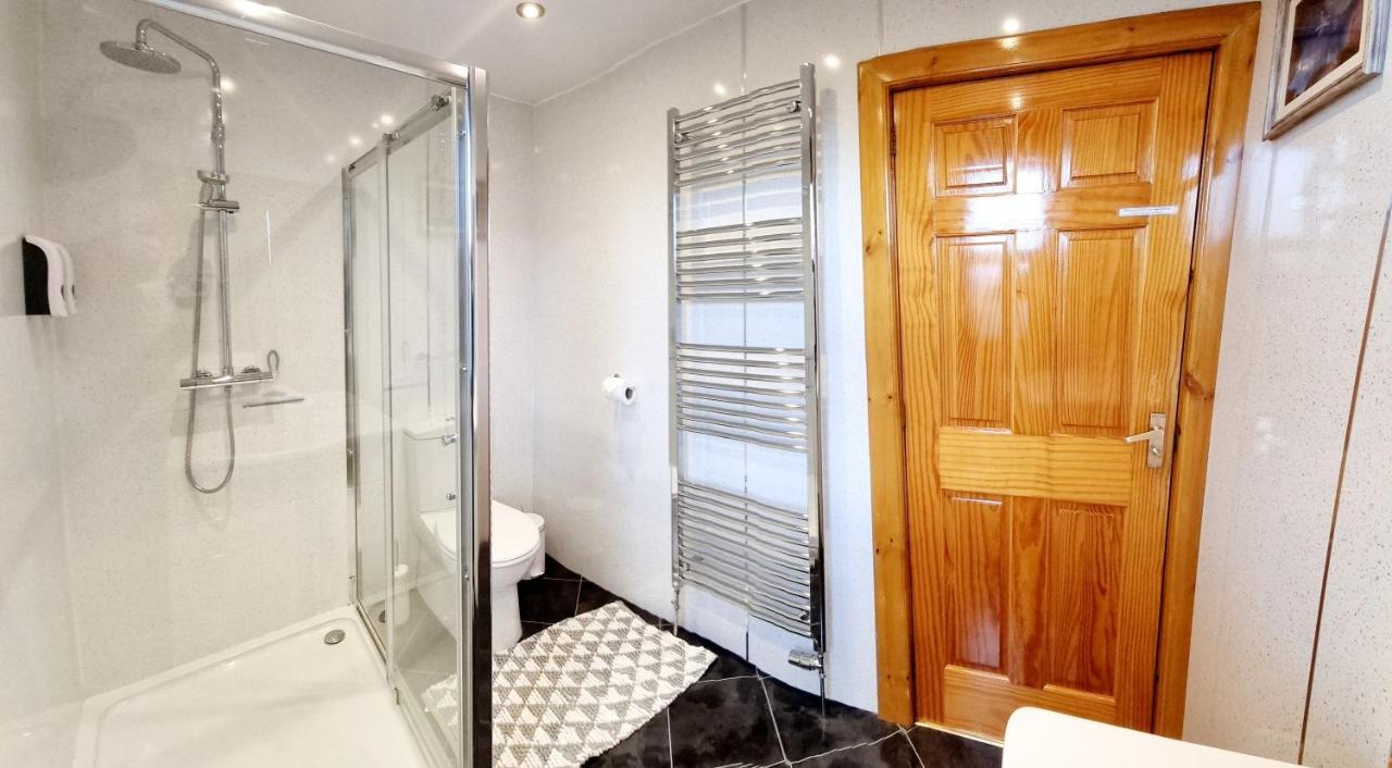 Inverness City 3 Bedroom House Free Parking Kültér fotó