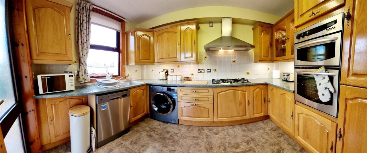 Inverness City 3 Bedroom House Free Parking Kültér fotó